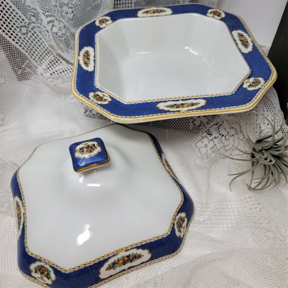 Wyott Son & Co Harvest #1613 Covered Dish - Picture 4 of 9